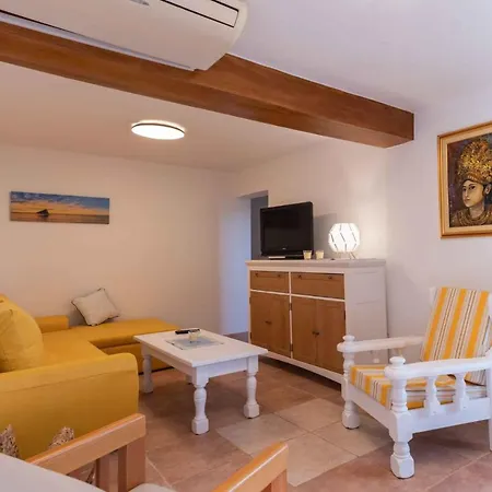 Apartment In - Riviera 40411