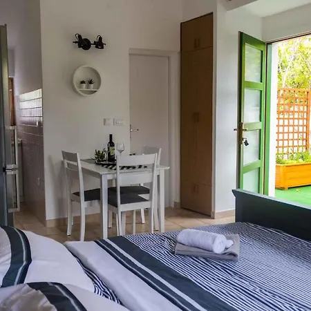 Apartment In - Riviera 40411