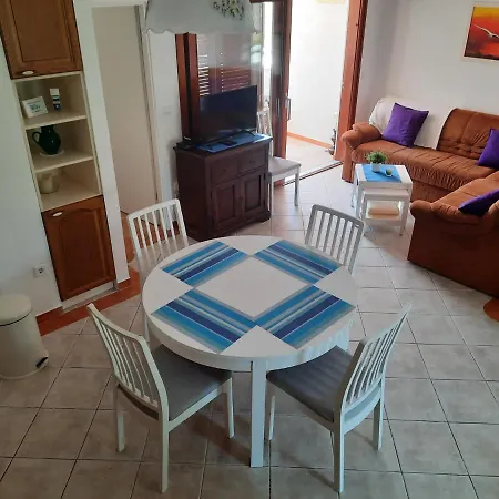 Apartment In - Riviera 40411
