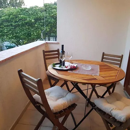 In - Riviera 40411 Apartman *