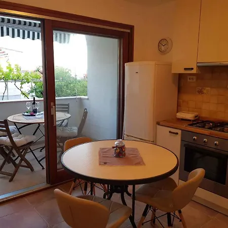 Apartment In - Riviera 40411 Zadar